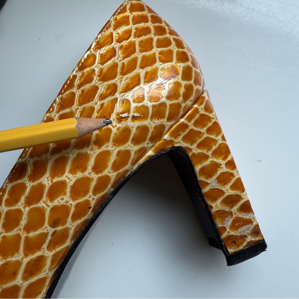 Stuart Weitzman Orange Patterned Block Heel Pumps… - image 6